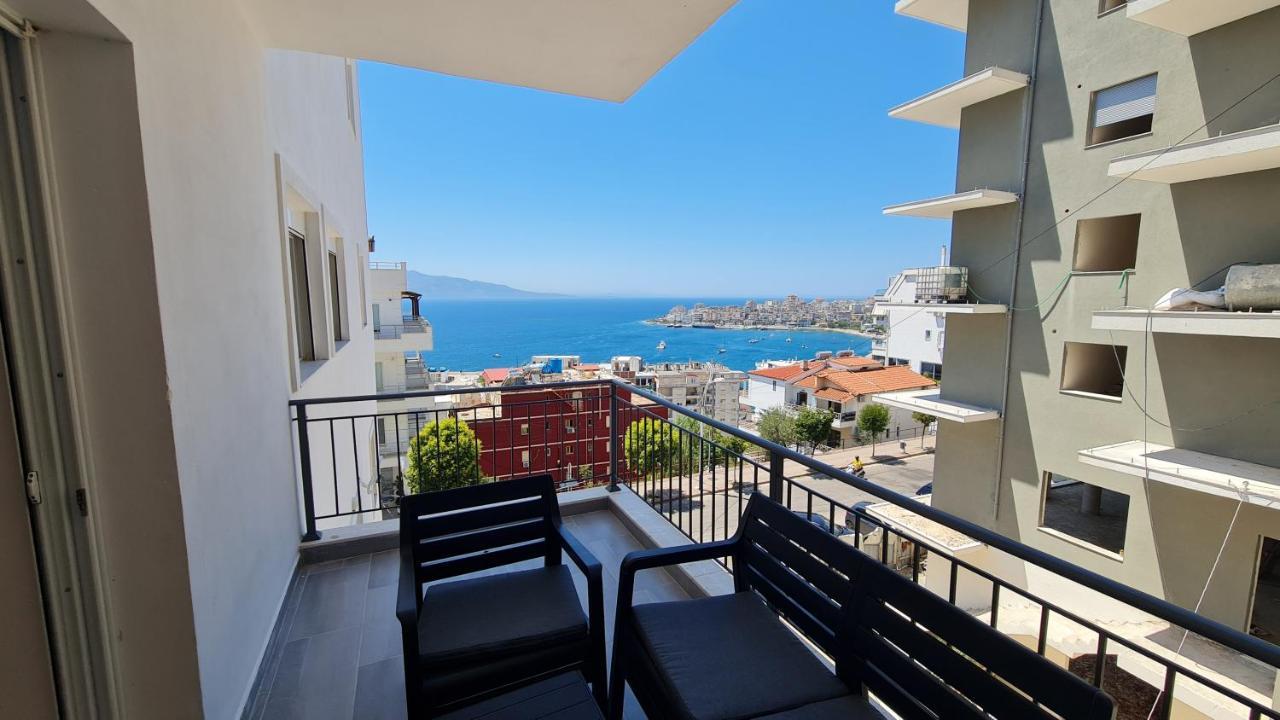 Sea And City View Apartment Sarandë Buitenkant foto